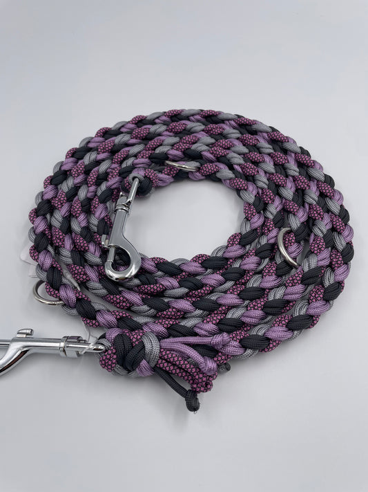 Paracord Hundeleine Lila / Schwarz 2m Knoten für vier Pfoten
