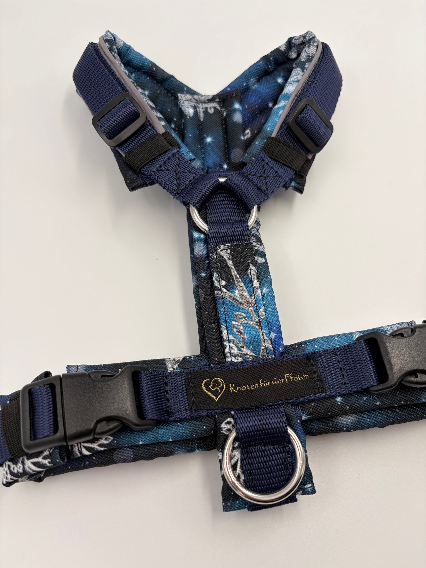 Brustgeschirr Modell “Eiskristalle“ reflektierend