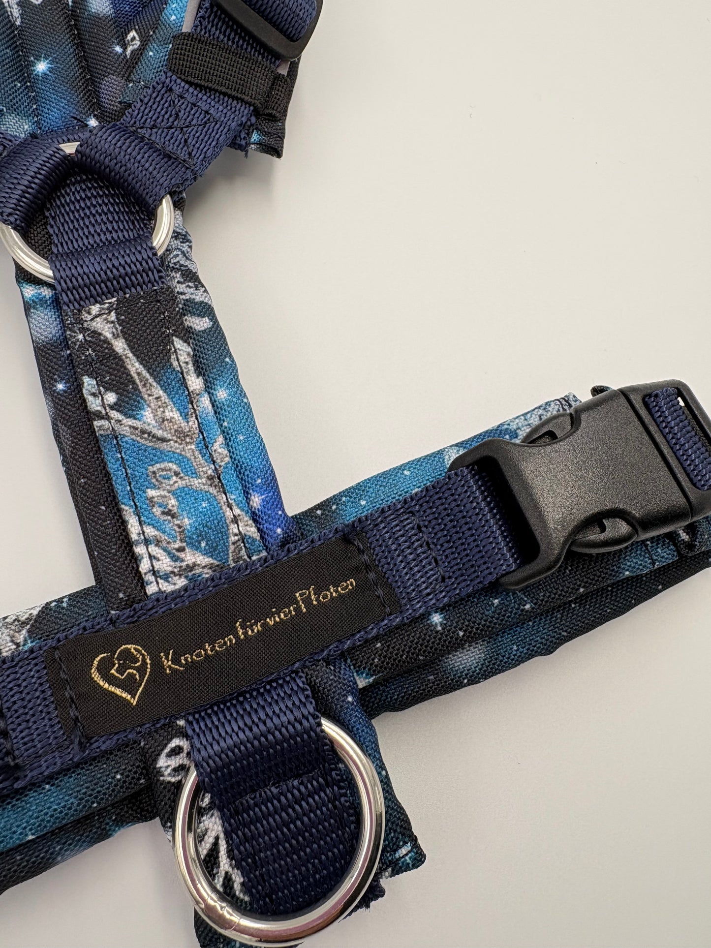 Brustgeschirr Modell “Eiskristalle“ reflektierend