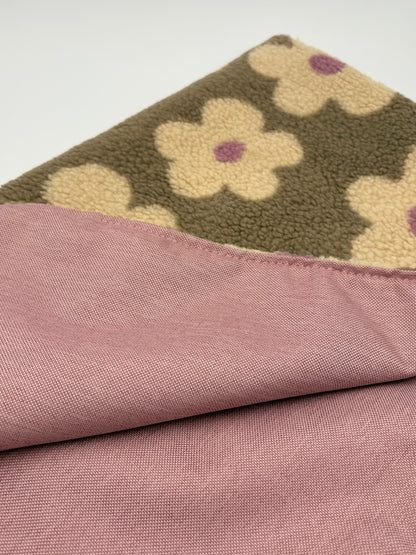 Hundedecke kuschelig und wasserabweisend